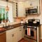 Attractive Small Kitchen Decorating Ideas On A Budget28