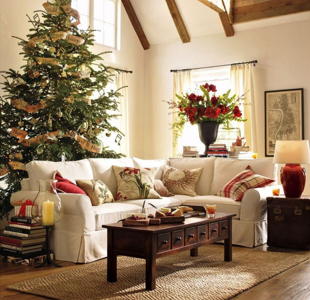 Best Christmas Living Room Decoration Ideas For Your Home19