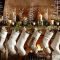 Marvelous Rustic Christmas Fireplace Mantel Decorating Ideas42