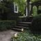 Minimalist Creative Garden Ideas To Enhance Your Small House Beautiful10