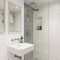 Best Gray And White Bathroom Ideas For02