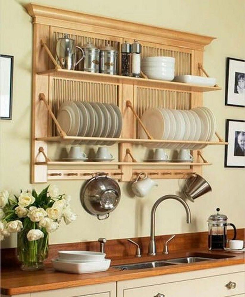 Lovely Kitchen Rack Design Ideas For Smart Mother07