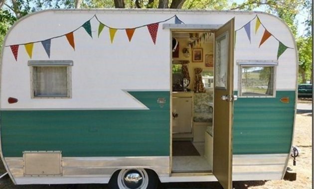 46 Unique Vintage Camper Exterior Ideas For More Impression - BESTHOMISH