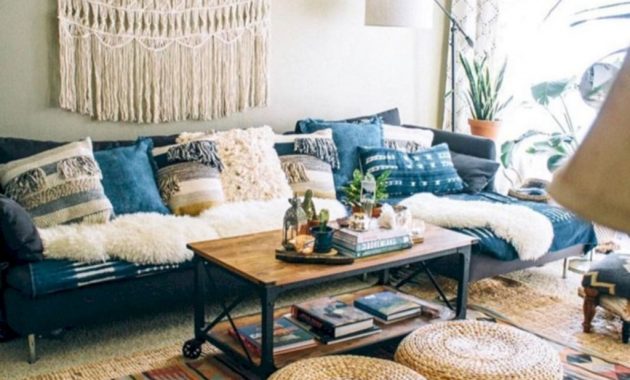 43 Awesome Bohemian Living Room Decor Ideas - BESTHOMISH