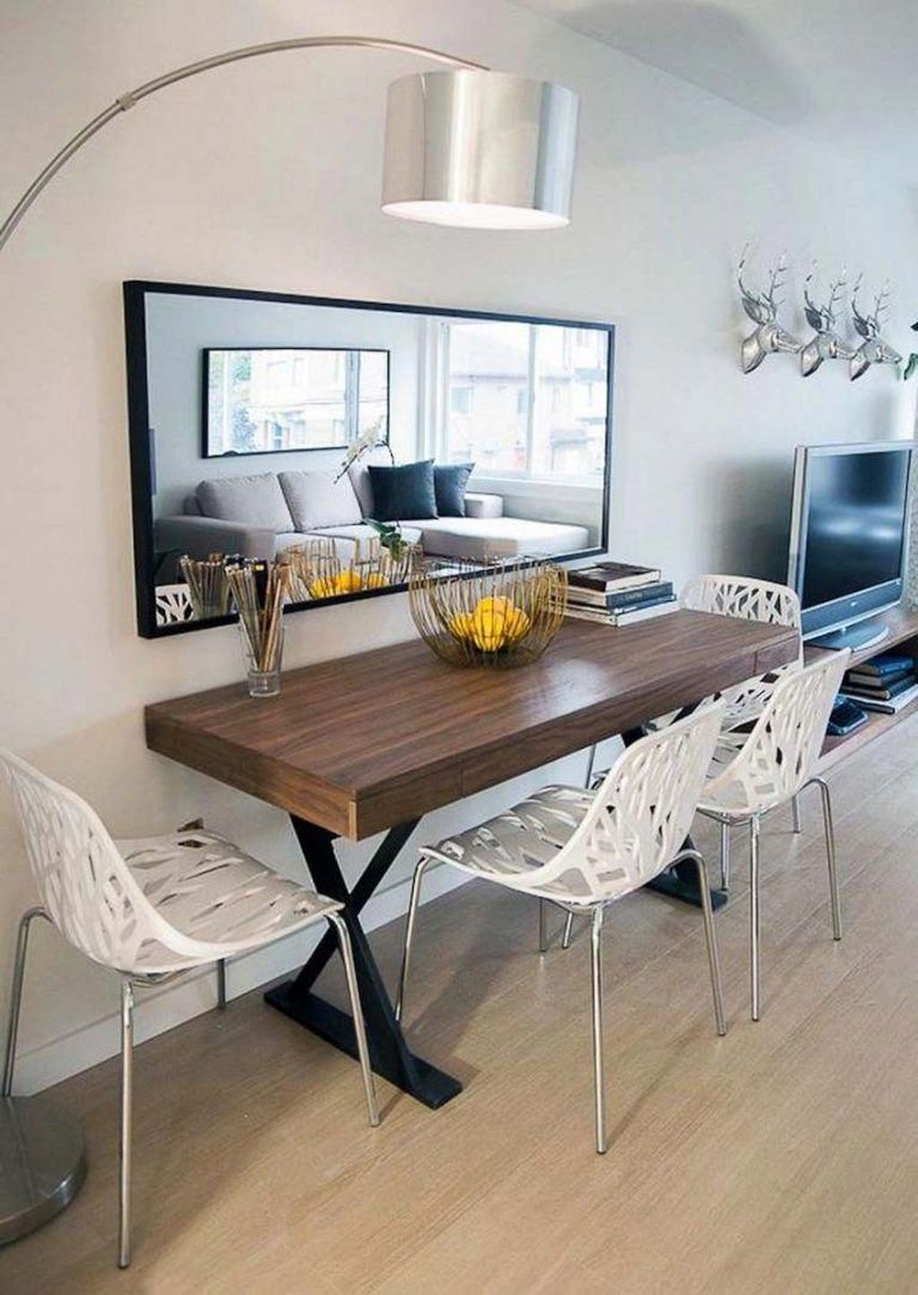 small dining tables for apartments        
        <figure class=