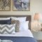 Impressive Coastal Bedroom Decorating Ideas17