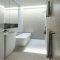 Minimalist Bathroom Bathtub Remodel Ideas17