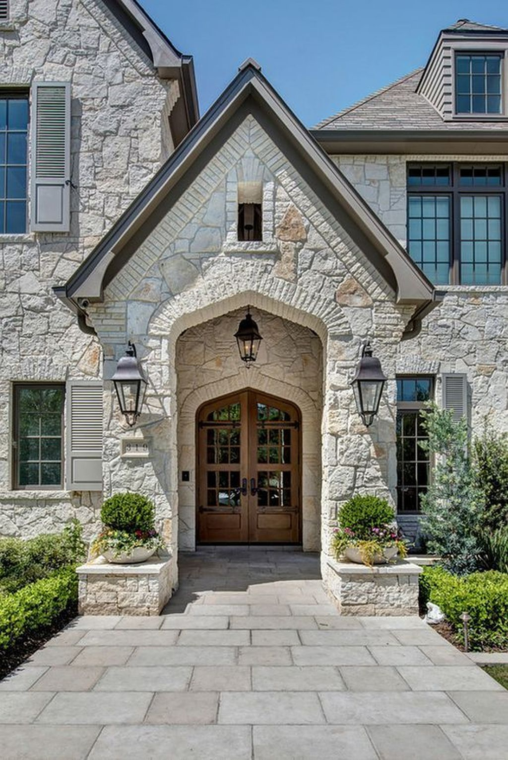 40 Pretty Stone House Design Ideas On A Budget BESTHOMISH