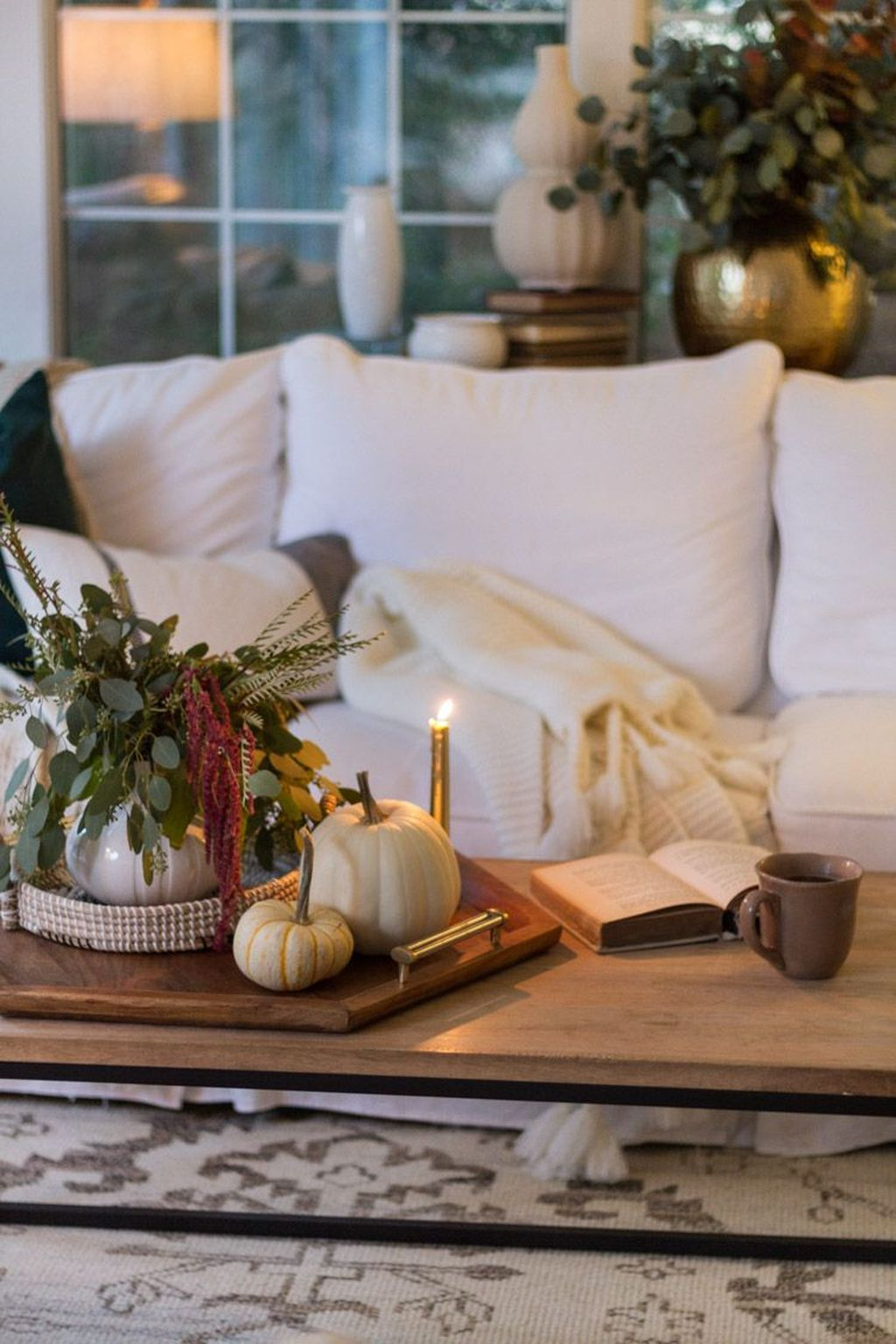 Fabulous Interior Design Ideas For Fall And Winter To Try Now22