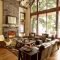 Warm Rustic Family Room Designs For The Winter31
