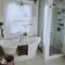Amazing Small Apartment Bathroom Decoration You Can Try11