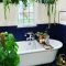 Amazing Small Apartment Bathroom Decoration You Can Try26