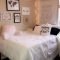 Amazing Small Apartment Bedroom Decoration Ideas23