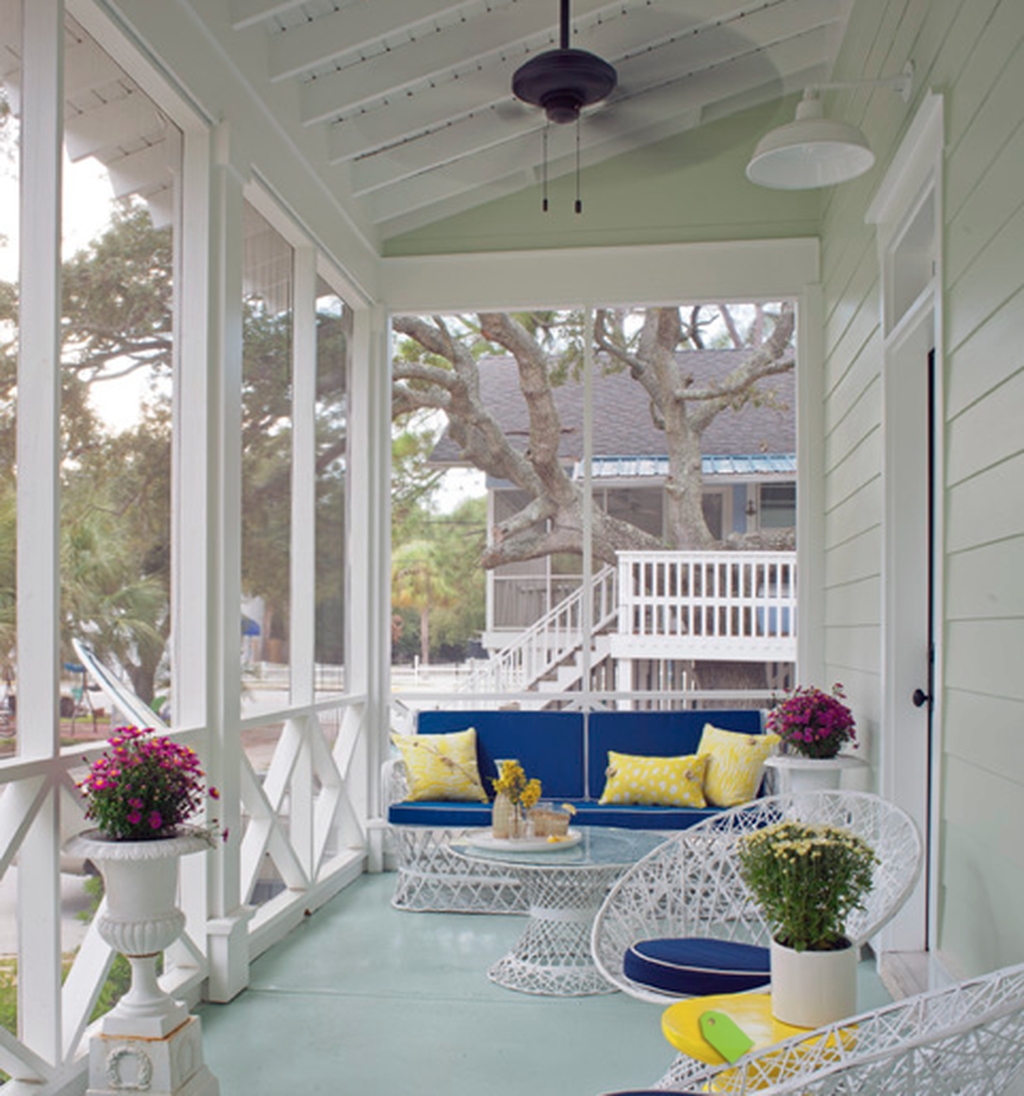 Beautiful And Colorful Porch Design08