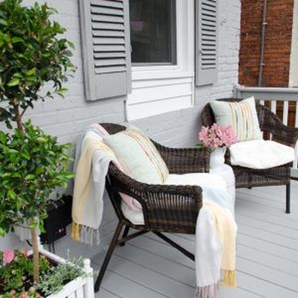 Beautiful And Colorful Porch Design20