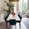 Elegant And Cozy Diningroom Design Ideas03
