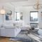 Luxury And Elegant Living Room Design14