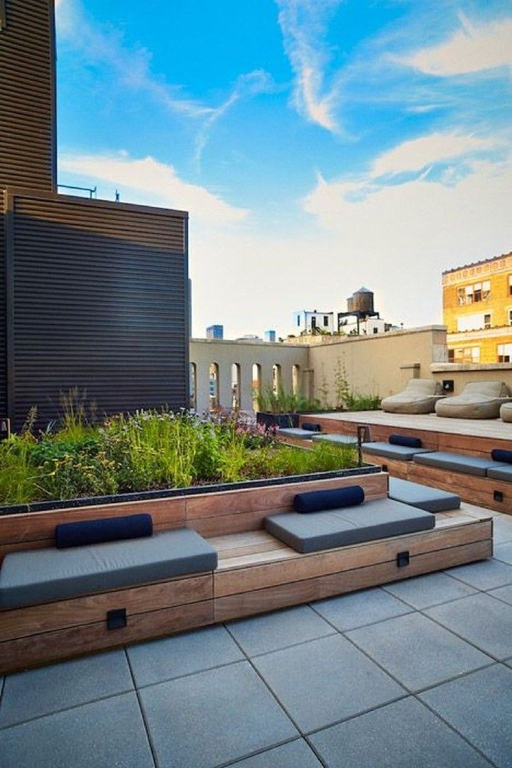Most Popular And Beautiful Rooftop Garden16
