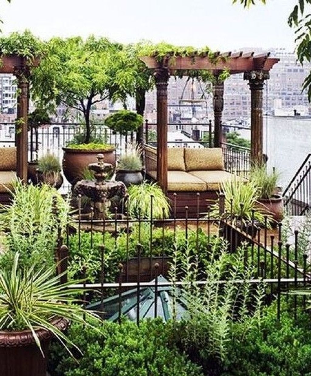Most Popular And Beautiful Rooftop Garden31