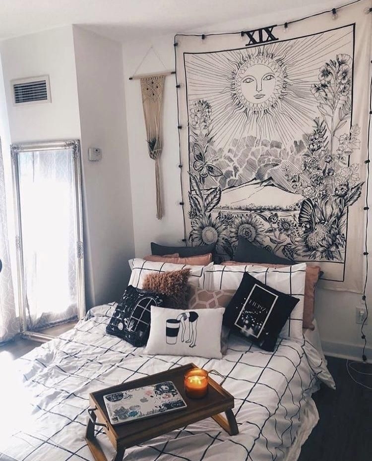 Luxury And Elegant Apartment Bed Room Ideas17