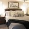 Luxury And Elegant Apartment Bed Room Ideas31