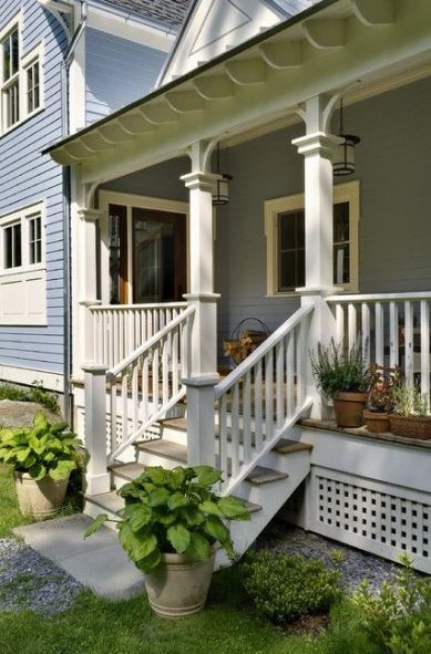 Traditional Porch Decoration Ideas10