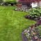 Beautiful Simple Front Yard Landscaping Design Ideas13