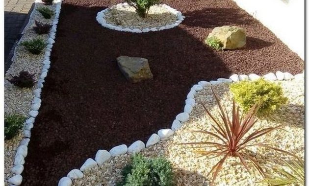 42 Beautiful Simple Front Yard Landscaping Design Ideas - BESTHOMISH