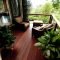 Cozy And Beautiful Green Balcony Ideas27