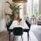Luxury And Elegant Dining Room Ideas17