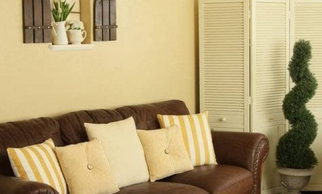 40 Extraordinary Yellow Living Room Ideas - BESTHOMISH