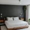Modern Minimalist Bedrooms Decor20