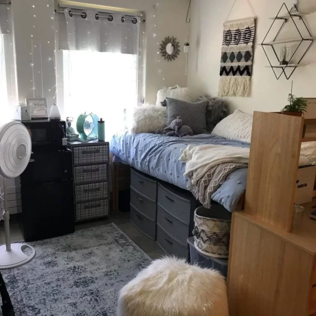 11 Dorm Room Decor Ideas For Every Style